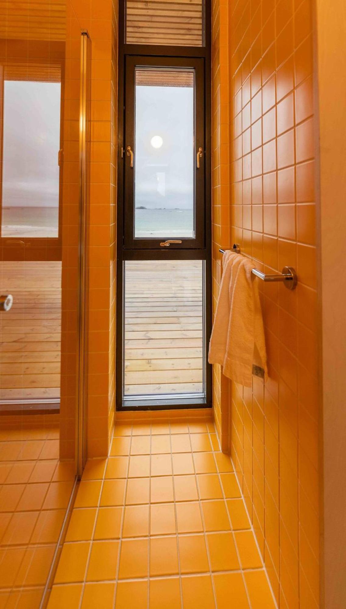 Exclusive Beach House Ramberg - Your Private Oasis Экстерьер фото
