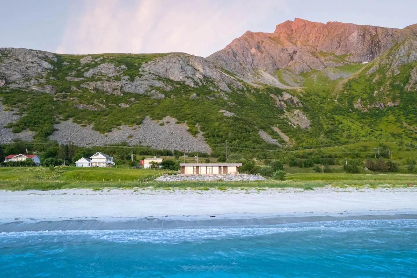 Exclusive Beach House Ramberg - Your Private Oasis Экстерьер фото