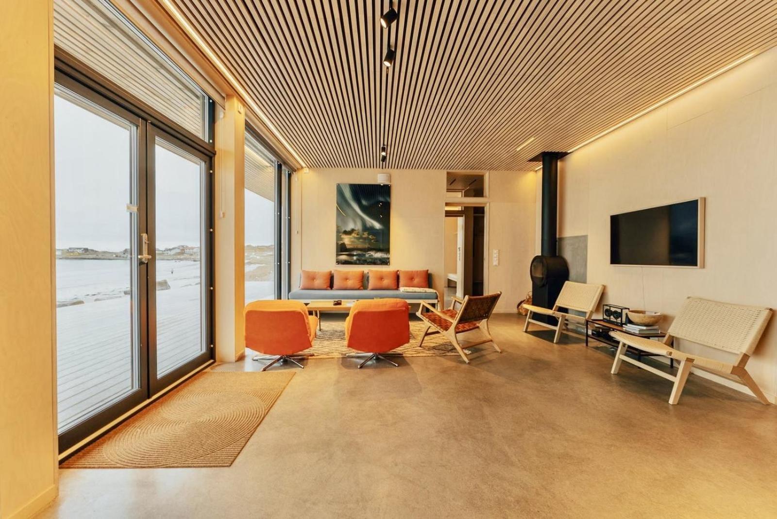 Exclusive Beach House Ramberg - Your Private Oasis Экстерьер фото